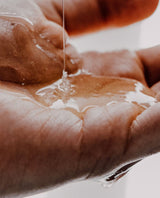 Firsthand Shampoo • Less suds, more hydration